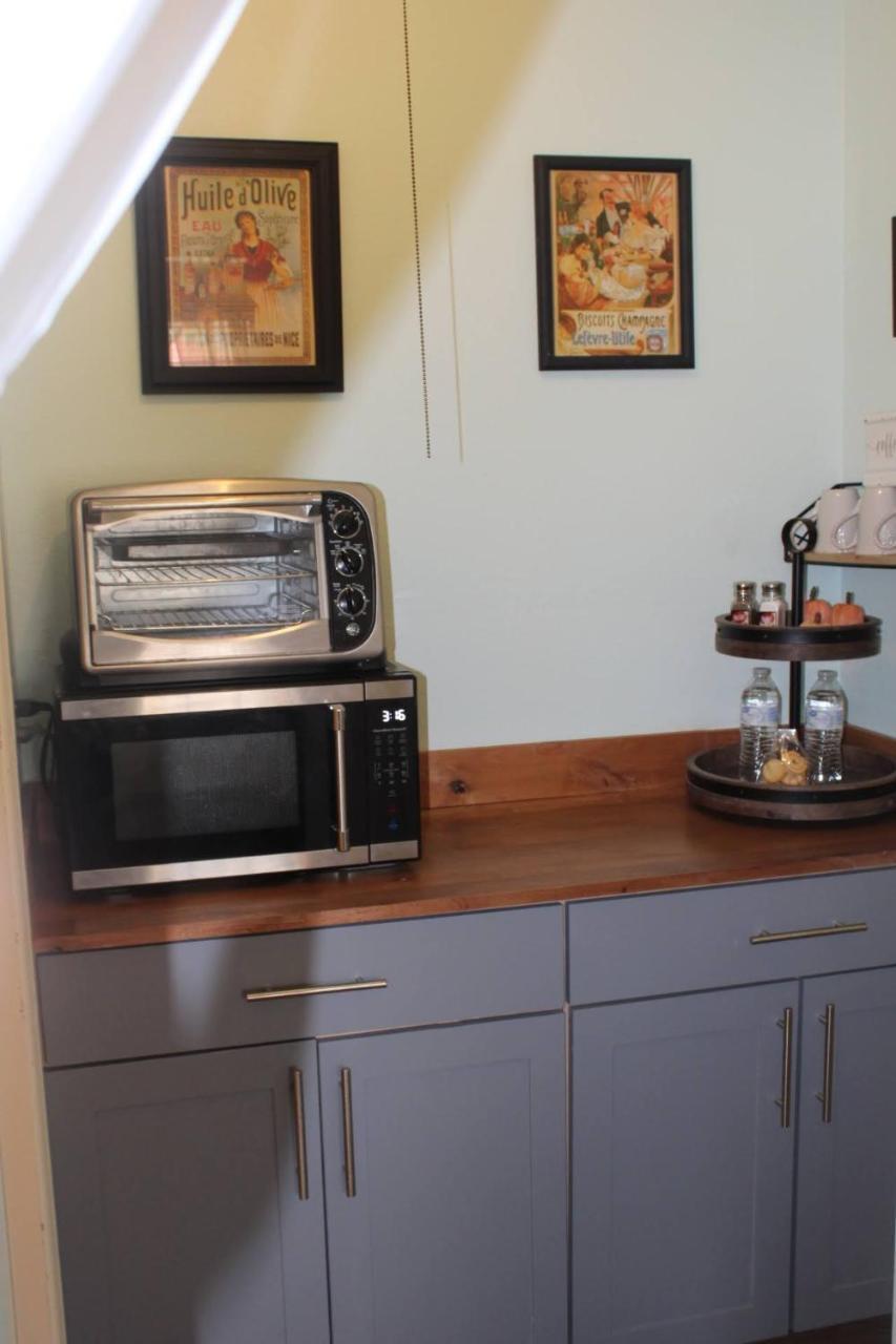Charming Central Amarillo Retreat With A Jacuzzi 외부 사진